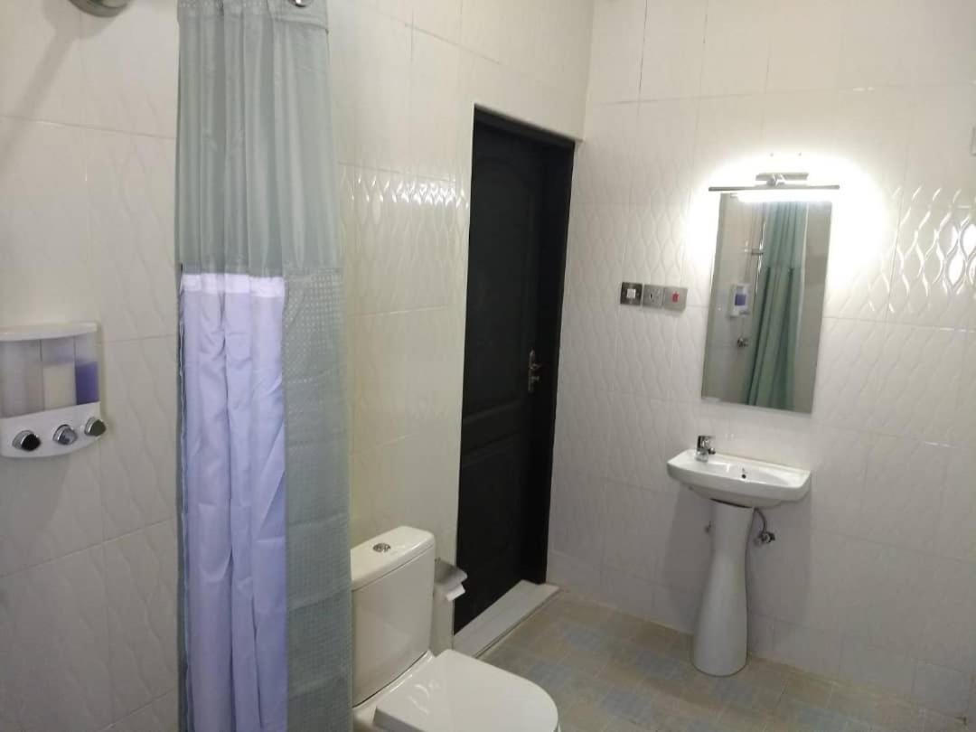 The Winford Boutique Hotel Achimota Taifa Kültér fotó